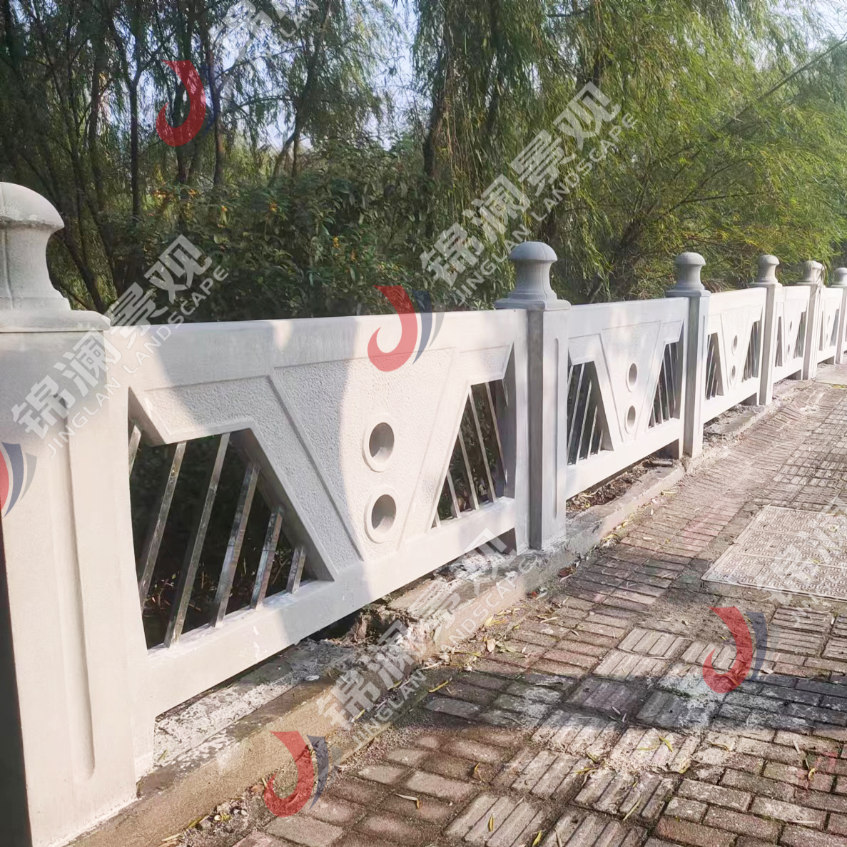 铸造石栏杆,铸造石挂板,晶铸石挂板,晶铸石栏杆,铸造石树池坐凳,泰科石树池,晶铸石,精铸石,泰科石,铸造石桥梁装饰