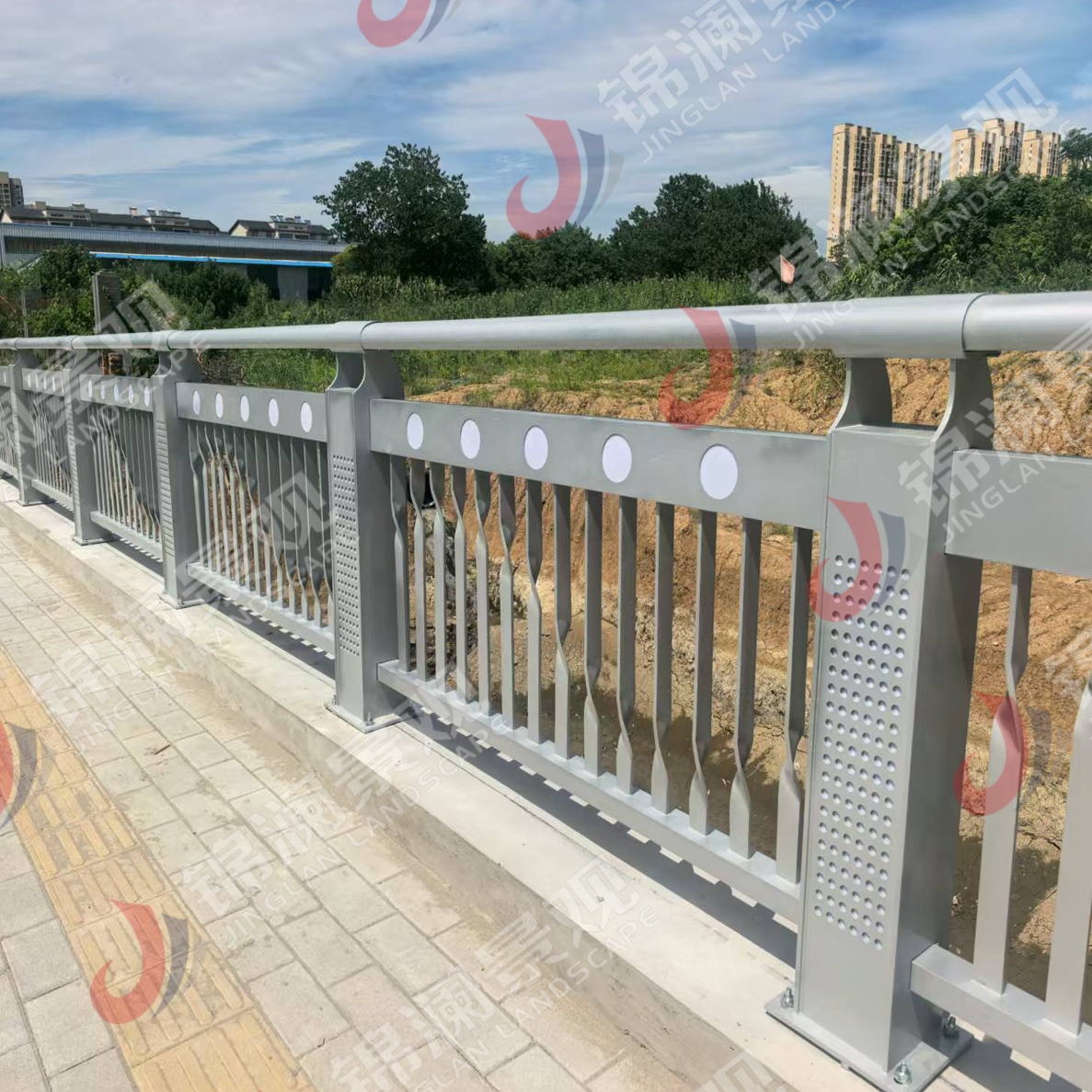 景观栏杆,桥梁装饰,铸造石,晶铸石,精铸石,铝合金栏杆,铝合金防撞护栏,UHPC装饰挂板,UHPC清水板,GRC