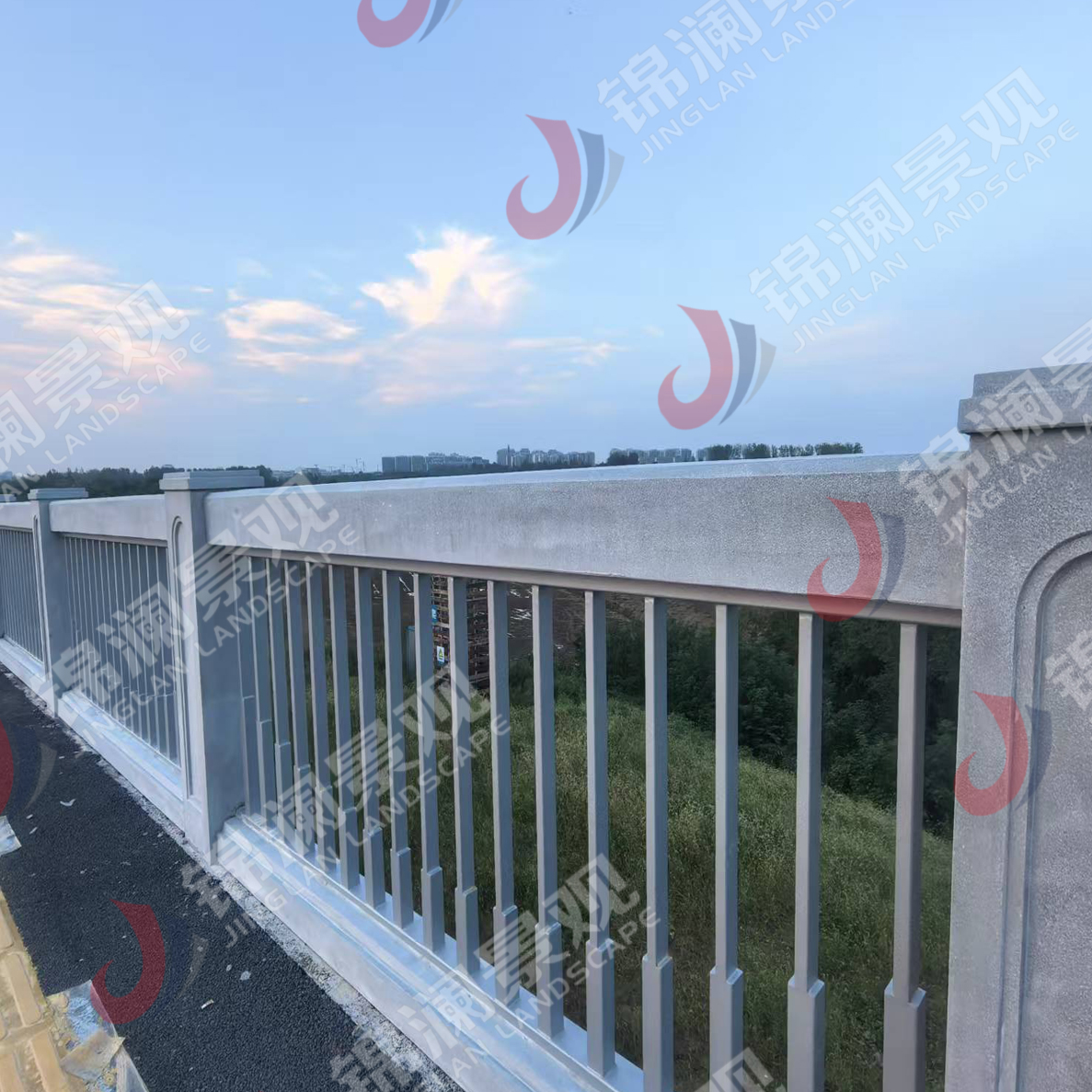 景观栏杆,桥梁装饰,铸造石,晶铸石,精铸石,铝合金栏杆,铝合金防撞护栏,UHPC装饰挂板,UHPC清水板,GRC