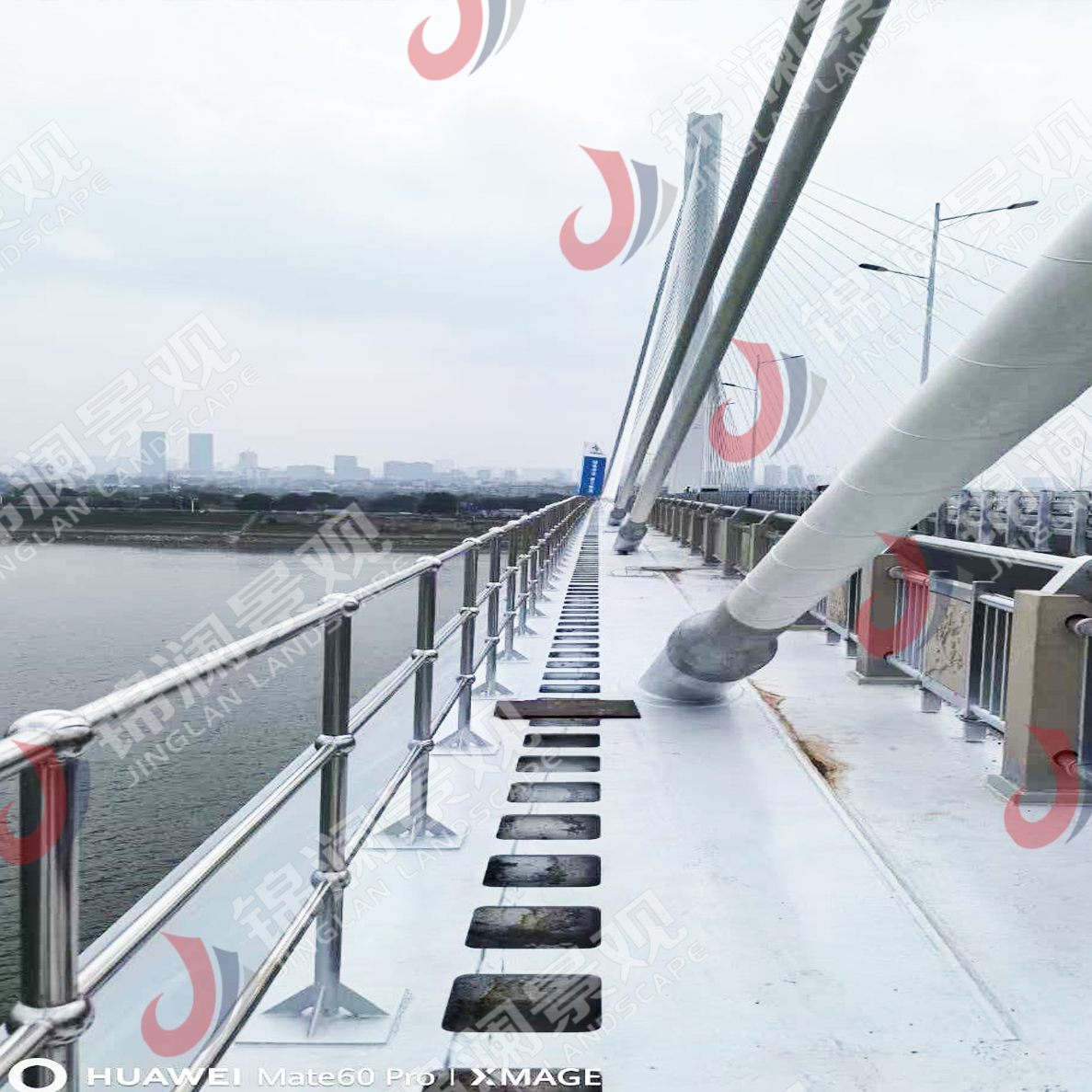景观栏杆,桥梁装饰,铸造石,晶铸石,精铸石,铝合金栏杆,铝合金防撞护栏,UHPC装饰挂板,UHPC清水板,GRC