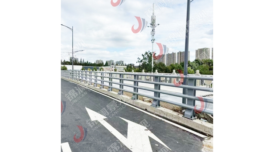 桥梁铝合金栏杆防撞护栏